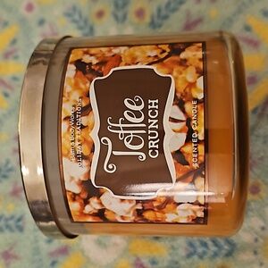 Toffee Crunch Bath and Body Works 3 wick candle